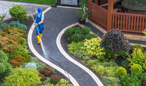 Best Deck Pressure Washing  in Charleston, IL