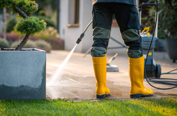 Garage Pressure Washing in Charleston, IL